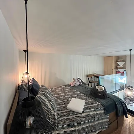 아파트 Cute Tiny Loft In Mantouki Corfu (city)