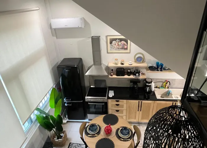 Cute Tiny Loft In Mantouki