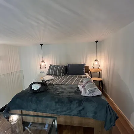 Cute Tiny Loft In Mantouki 아파트