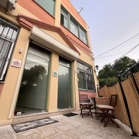 아파트 Cute Tiny Loft In Mantouki Corfu (city)